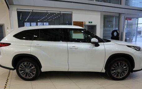 Toyota Highlander, 2025 год, 6 050 000 рублей, 4 фотография