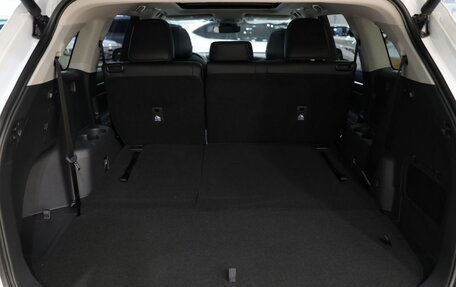 Toyota Highlander, 2025 год, 6 050 000 рублей, 12 фотография