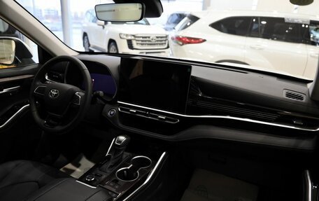 Toyota Highlander, 2025 год, 6 050 000 рублей, 14 фотография
