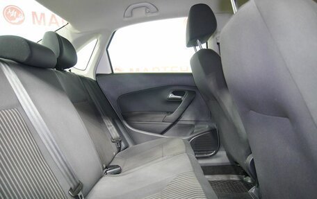 Volkswagen Polo VI (EU Market), 2013 год, 801 000 рублей, 11 фотография