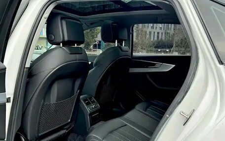 Audi A4, 2022 год, 2 281 555 рублей, 11 фотография