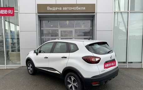 Renault Kaptur I рестайлинг, 2018 год, 1 140 000 рублей, 7 фотография