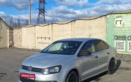 Volkswagen Polo VI (EU Market), 2015 год, 760 000 рублей, 2 фотография