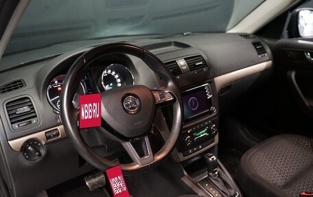 Skoda Yeti I рестайлинг, 2017 год, 1 544 000 рублей, 11 фотография