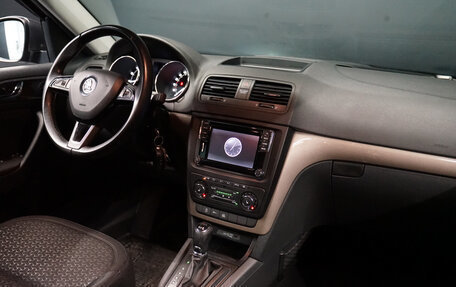 Skoda Yeti I рестайлинг, 2017 год, 1 544 000 рублей, 22 фотография