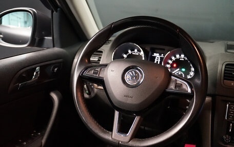 Skoda Yeti I рестайлинг, 2017 год, 1 544 000 рублей, 18 фотография