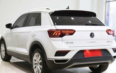 Volkswagen T-Roc I, 2022 год, 1 508 000 рублей, 7 фотография