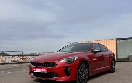KIA Stinger I, 2021 год, 3 490 000 рублей, 1 фотография