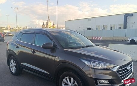 Hyundai Tucson III, 2019 год, 2 320 000 рублей, 4 фотография