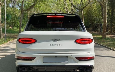 Bentley Bentayga I, 2024 год, 40 000 912 рублей, 5 фотография