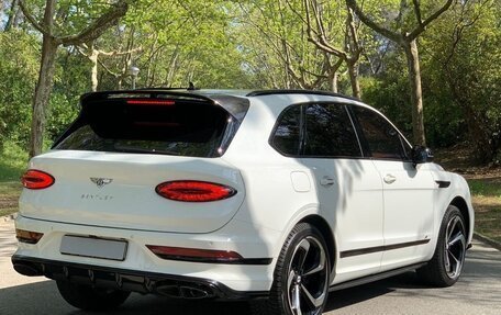 Bentley Bentayga I, 2024 год, 40 000 912 рублей, 6 фотография