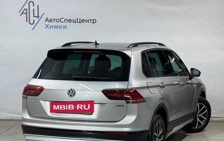 Volkswagen Tiguan II, 2019 год, 2 449 800 рублей, 2 фотография