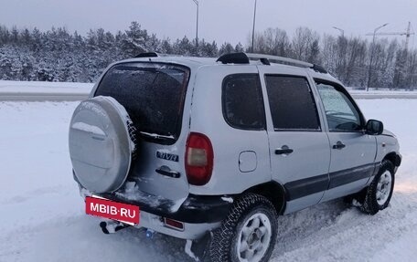 Chevrolet Niva I рестайлинг, 2004 год, 255 000 рублей, 2 фотография