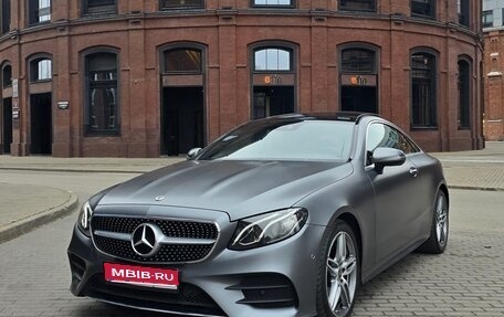 Mercedes-Benz E-Класс, 2018 год, 3 590 000 рублей, 1 фотография