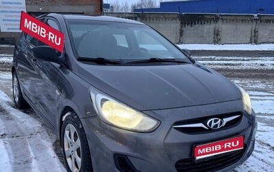 Hyundai Solaris II рестайлинг, 2012 год, 620 000 рублей, 1 фотография