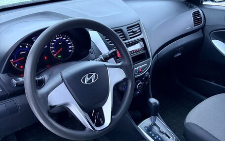 Hyundai Solaris II рестайлинг, 2012 год, 620 000 рублей, 7 фотография