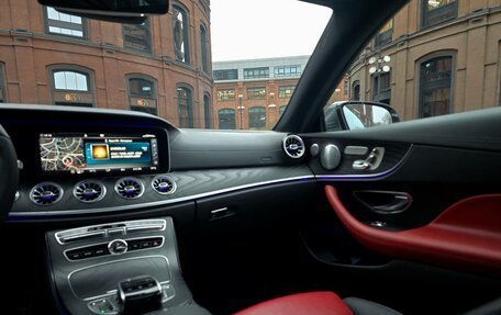 Mercedes-Benz E-Класс, 2018 год, 3 590 000 рублей, 24 фотография