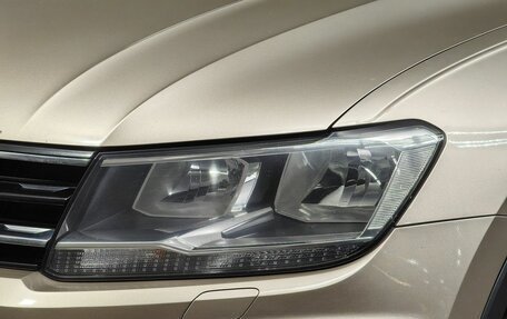 Volkswagen Tiguan II, 2018 год, 1 993 000 рублей, 9 фотография