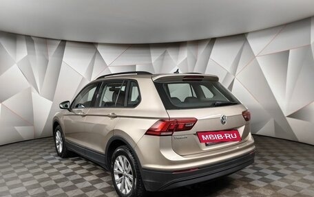 Volkswagen Tiguan II, 2018 год, 1 993 000 рублей, 4 фотография