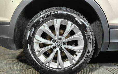 Volkswagen Tiguan II, 2018 год, 1 993 000 рублей, 17 фотография