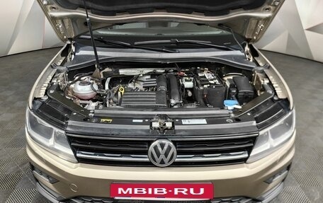 Volkswagen Tiguan II, 2018 год, 1 993 000 рублей, 18 фотография