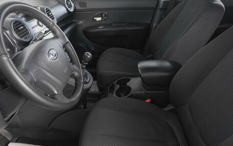 KIA Carens III (RP), 2011 год, 819 000 рублей, 9 фотография