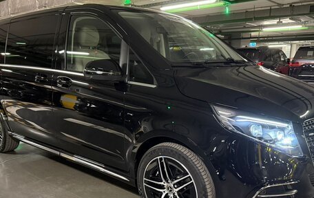 Mercedes-Benz V-Класс, 2025 год, 13 990 000 рублей, 4 фотография