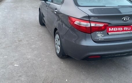 KIA Rio III рестайлинг, 2014 год, 820 000 рублей, 4 фотография