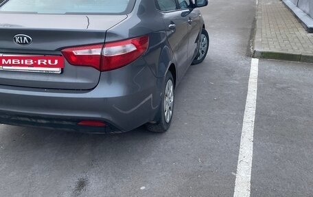 KIA Rio III рестайлинг, 2014 год, 820 000 рублей, 3 фотография