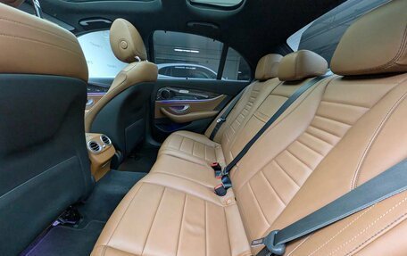 Mercedes-Benz E-Класс, 2017 год, 3 457 000 рублей, 10 фотография