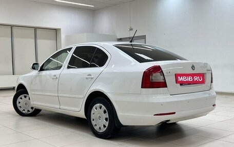 Skoda Octavia, 2011 год, 650 000 рублей, 2 фотография