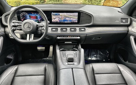 Mercedes-Benz GLS, 2024 год, 10 984 000 рублей, 9 фотография