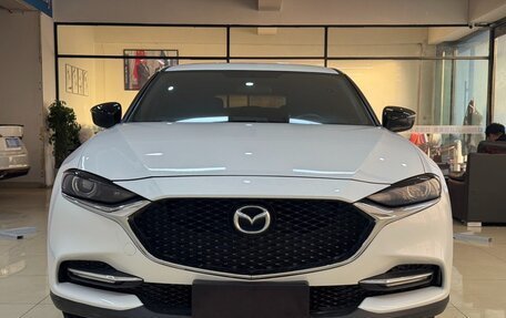 Mazda CX-4, 2021 год, 2 180 000 рублей, 2 фотография