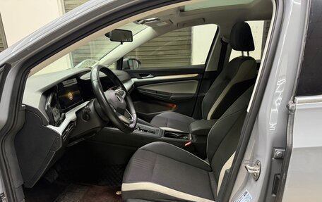 Volkswagen Golf VIII, 2021 год, 2 050 000 рублей, 5 фотография