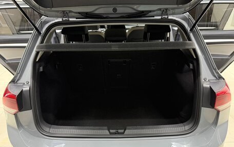 Volkswagen Golf VIII, 2021 год, 2 050 000 рублей, 8 фотография