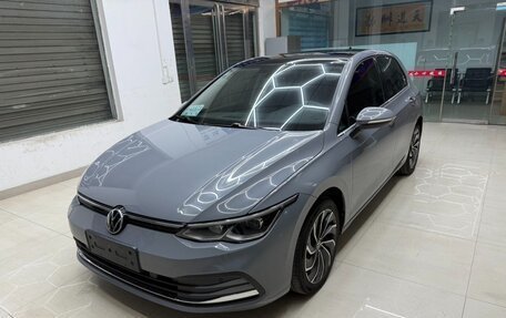 Volkswagen Golf VIII, 2021 год, 2 050 000 рублей, 3 фотография