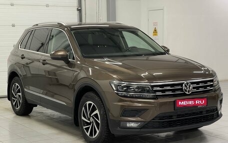 Volkswagen Tiguan II, 2018 год, 2 449 000 рублей, 1 фотография