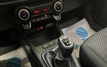 KIA Rio IV, 2017 год, 1 199 000 рублей, 15 фотография