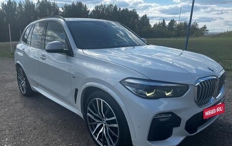 BMW X5, 2018 год, 4 750 000 рублей, 2 фотография