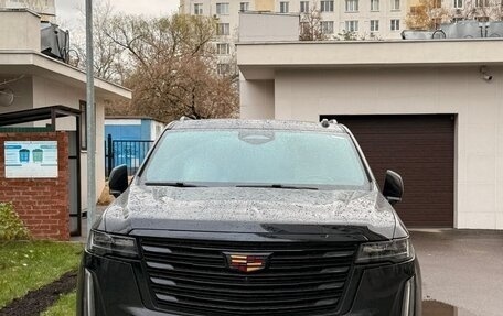 Cadillac Escalade V, 2021 год, 9 000 000 рублей, 2 фотография