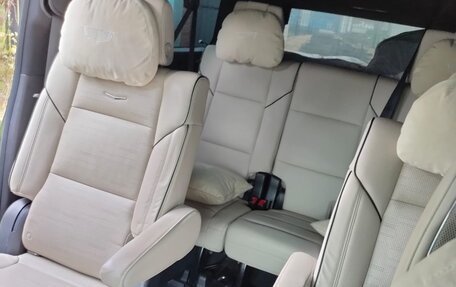 Cadillac Escalade V, 2021 год, 9 000 000 рублей, 17 фотография