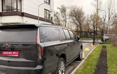 Cadillac Escalade V, 2021 год, 9 000 000 рублей, 10 фотография