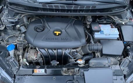 Hyundai Elantra V, 2015 год, 1 420 000 рублей, 5 фотография