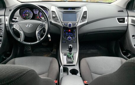 Hyundai Elantra V, 2015 год, 1 420 000 рублей, 10 фотография