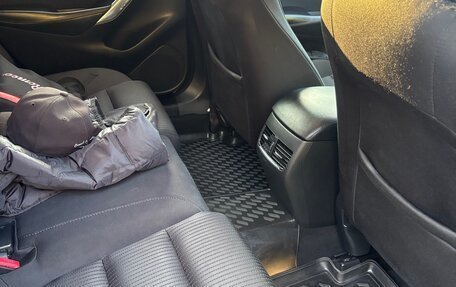 Mazda 6, 2018 год, 1 950 000 рублей, 5 фотография