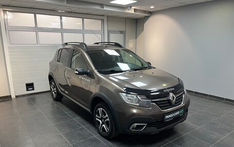 Renault Sandero II рестайлинг, 2019 год, 1 199 000 рублей, 3 фотография