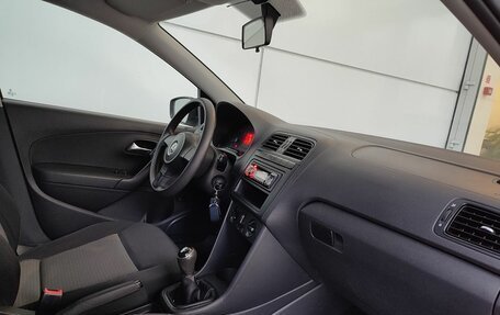 Volkswagen Polo VI (EU Market), 2012 год, 625 000 рублей, 10 фотография