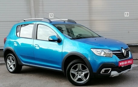 Renault Sandero II рестайлинг, 2021 год, 1 249 000 рублей, 3 фотография