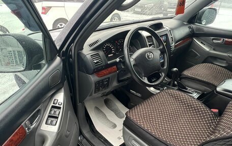 Toyota Land Cruiser Prado 120 рестайлинг, 2003 год, 1 999 000 рублей, 10 фотография