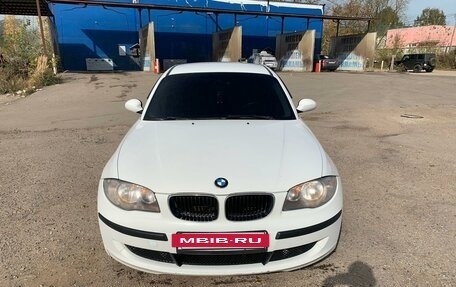 BMW 1 серия, 2009 год, 600 000 рублей, 4 фотография